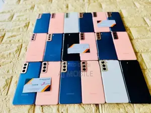Samsung Galaxy S21 256GB (Used)