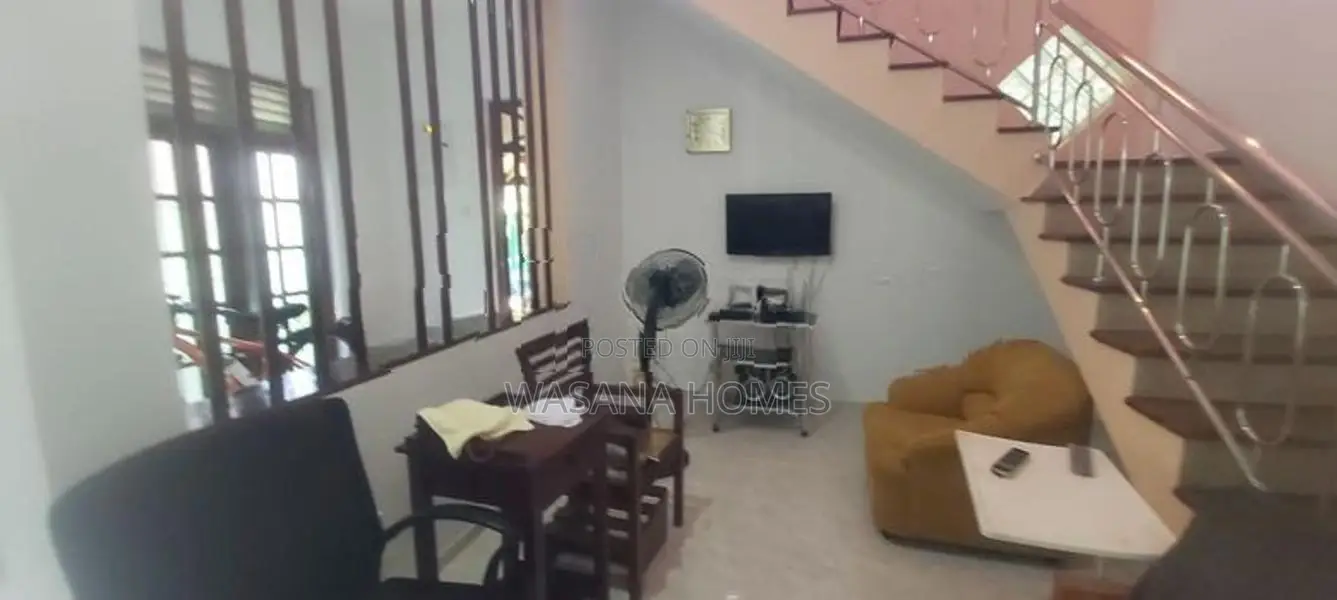 Super House for Sale Boralesgamuwa Rattanapitiya