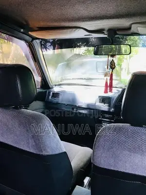 Nissan Sunny Super Saloon 1989