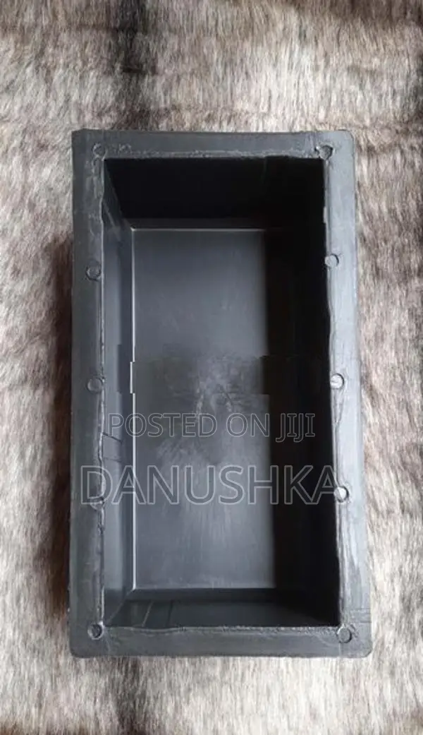 Interlocking Molds