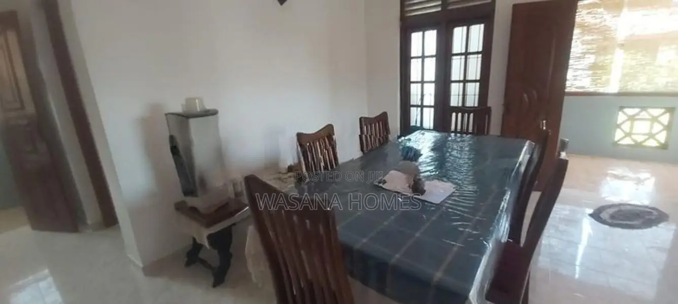 Super House for Sale Boralesgamuwa Rattanapitiya