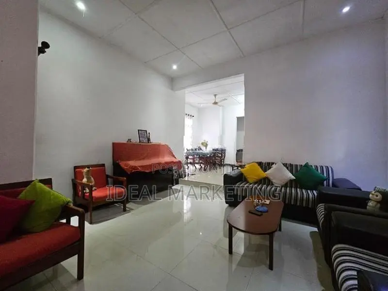 3 Bedroom House for Sale - Malabe (em617)