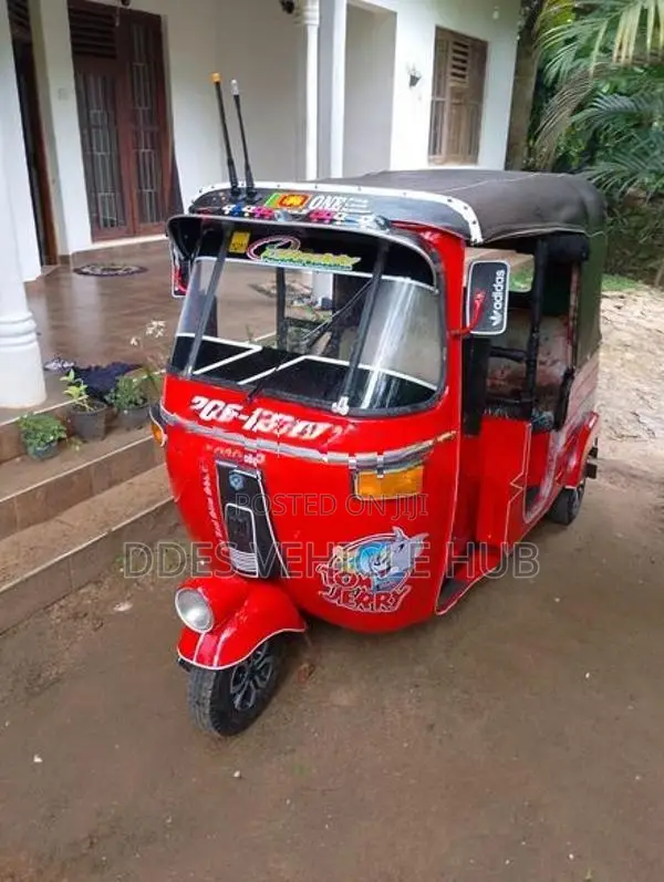 Bajaj RE 1999