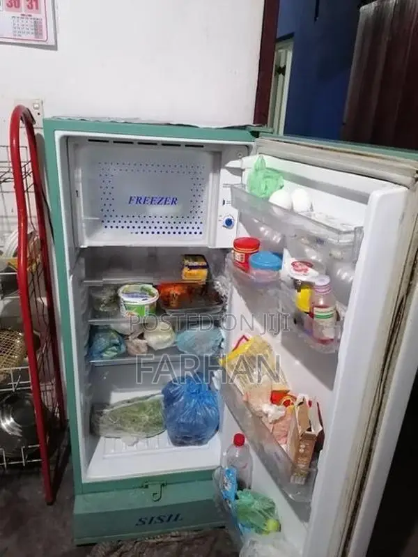 Refrigerator