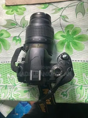 Nikon D60 D5100
