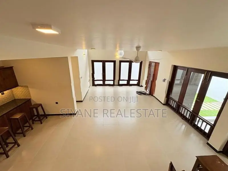 Luxury New House Sale in Battaramulla
