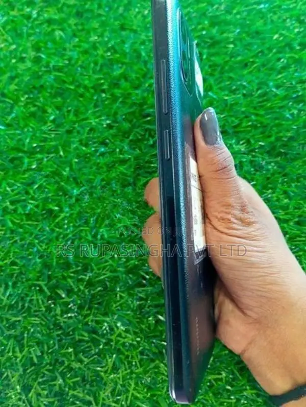 Xiaomi Redmi A2 plus 2GB 32GB (Used)