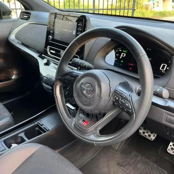 Toyota Aqua GR Sport 2024