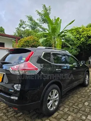 Nissan X-Trail 2015