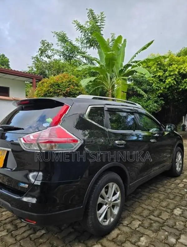 Nissan X-Trail 2015