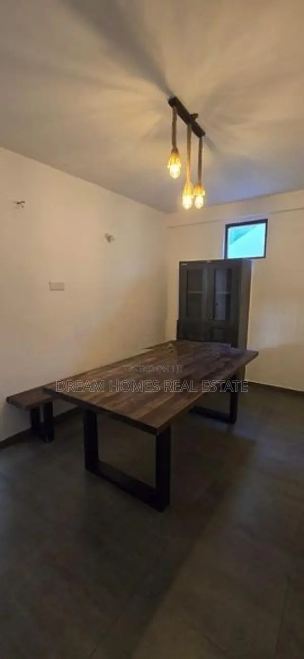 Modern 4-Bedroom House for Rent in Maharagama – Temple Road