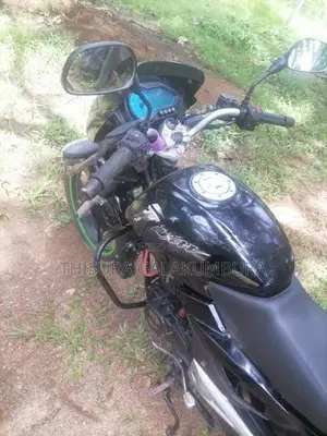 Bajaj Pulsar 180 2007
