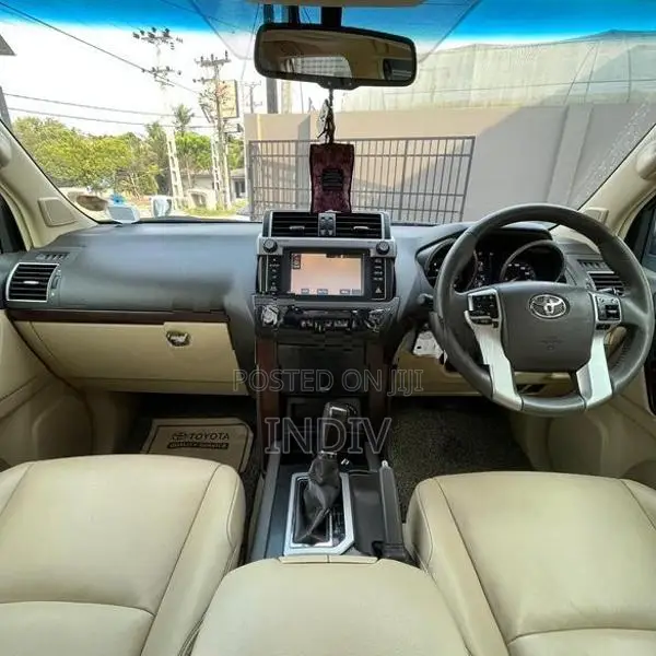 Toyota Land Cruiser Prado 150 TX 2015