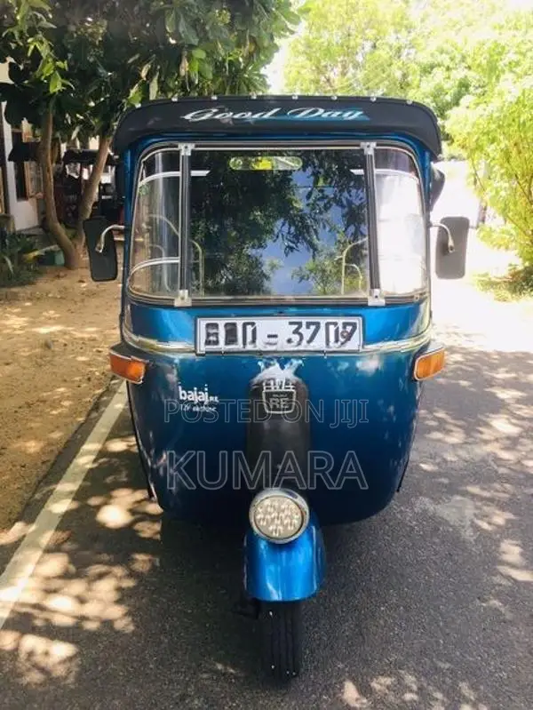 Bajaj RE 1985