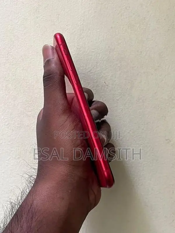 Apple iPhone 11 (Used)