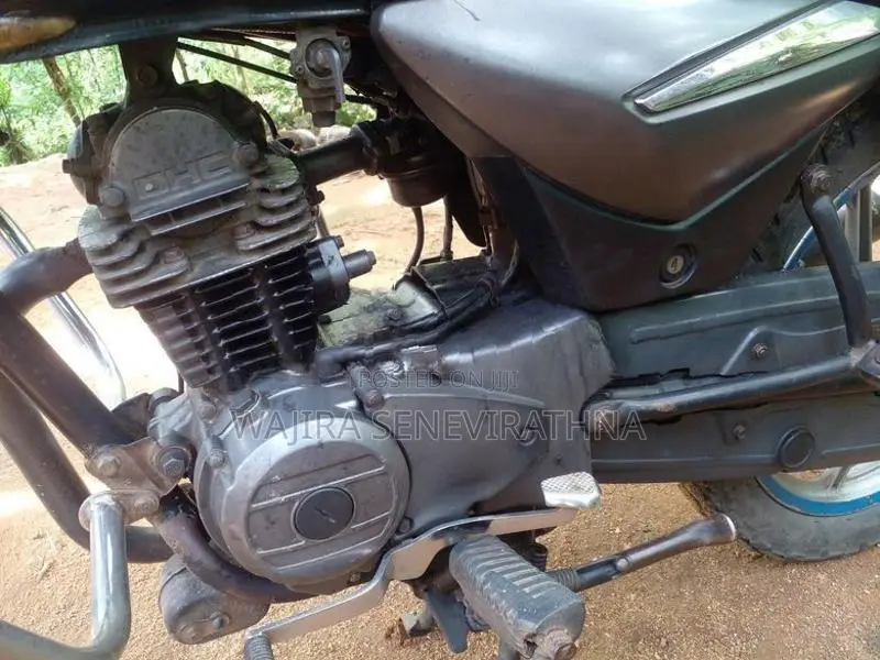 Bajaj Platina 100 2011