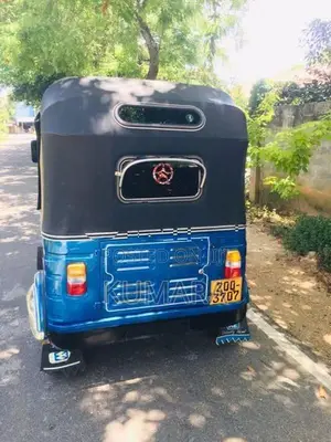 Bajaj RE 1985