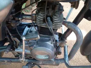 Bajaj Platina 100 2011