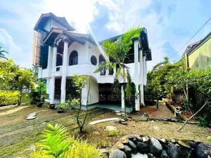 Spacious Three Storey House for Sale in Kadawatha