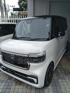 Honda N-Box custom 2025