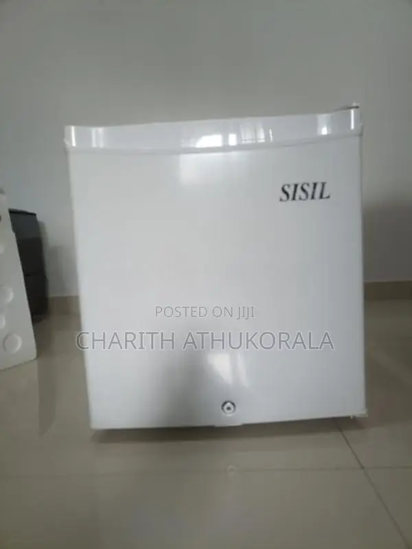 Sisil Mini Fridge