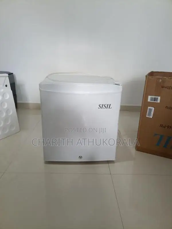 Sisil Mini Fridge