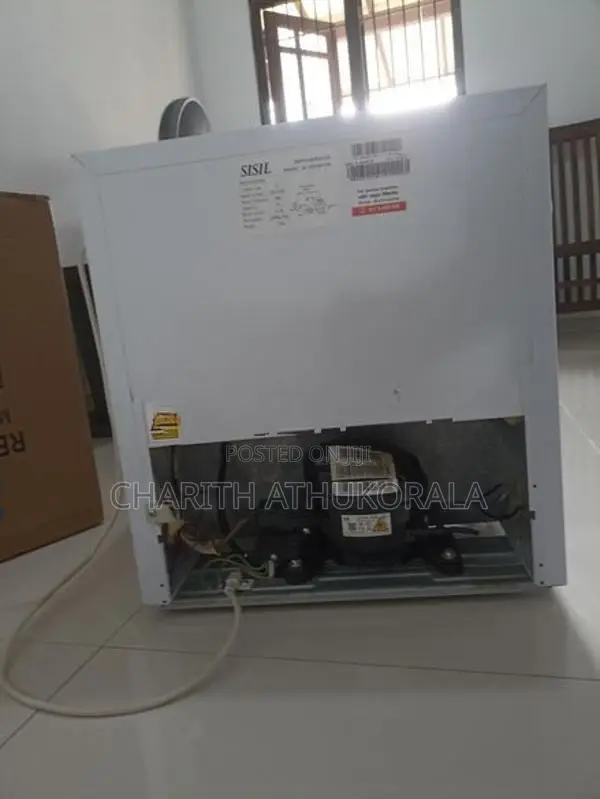 Sisil Mini Fridge