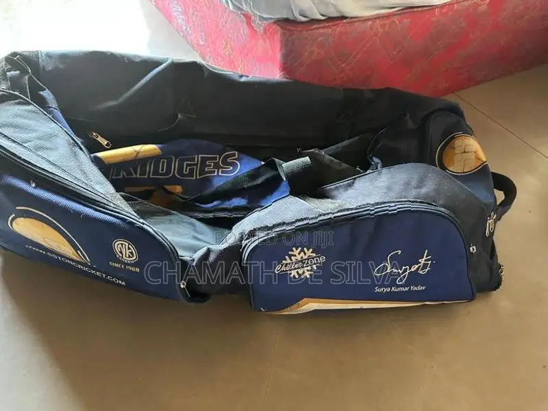 SS Sunridges Cricket Bag Wheelie