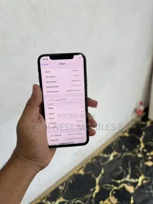 Apple iPhone XS (Used)