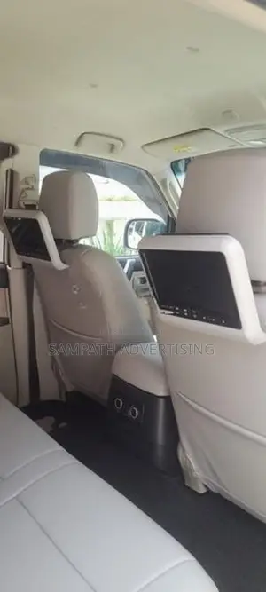 Mitsubishi Montero 2013
