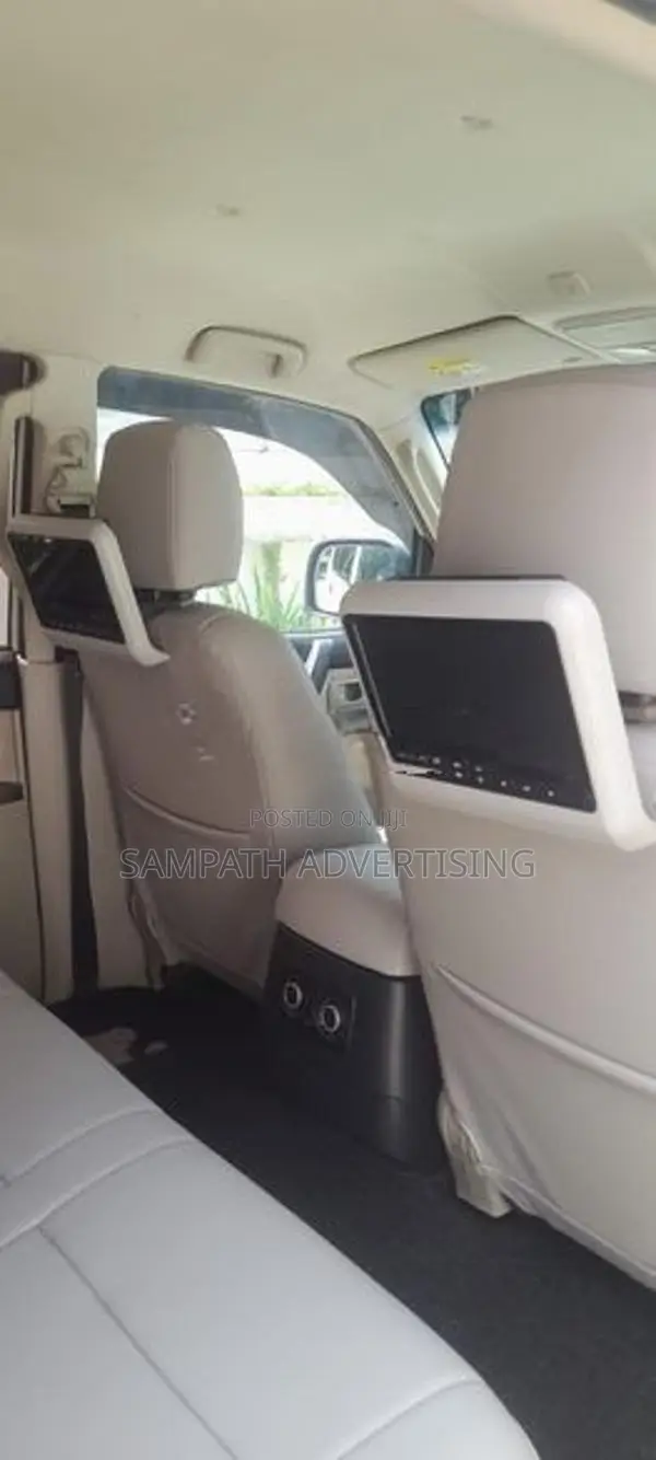 Mitsubishi Montero 2013