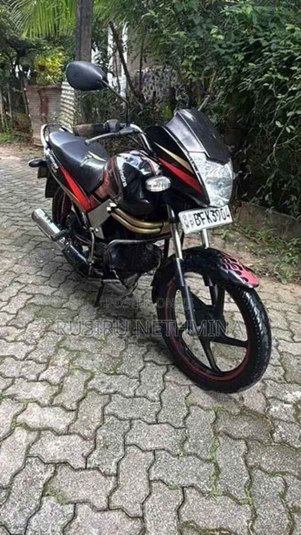 Mahindra Centuro 2018