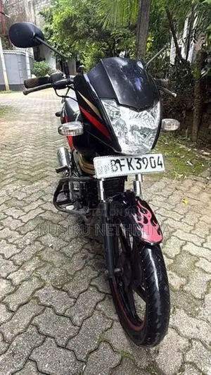 Mahindra Centuro 2018