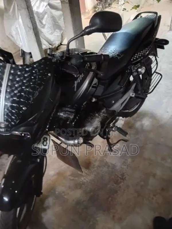 Bajaj Pulsar 150 2017