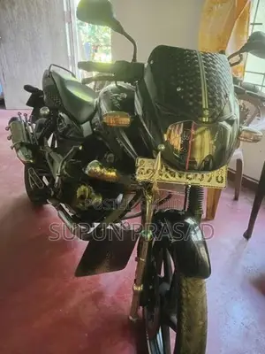 Bajaj Pulsar 150 2017