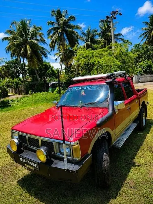 Nissan Dutsun 1983