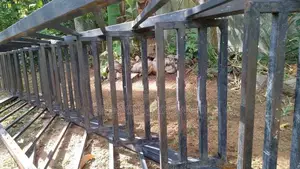 අත් වැල් වැට