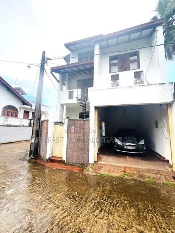 3 Storied House for Sale in Maharagama