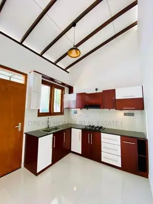 Brand New Single Storey House for Sale in Athurugiriya
