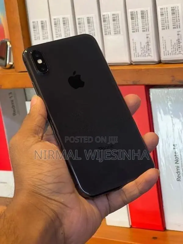 Apple iPhone X (Used)