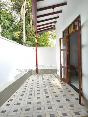 Brand New House for Sale Kesbewa