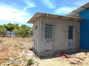 Shop Space with Land Navatkuli