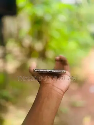 Apple iPhone XS Max (Used)