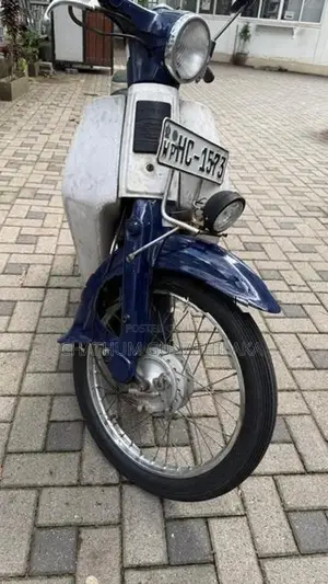 Honda Super Club 2000