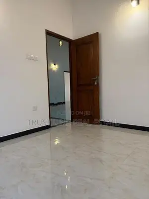 Modern House for Sale in Ragama – [Ref No : H2590]