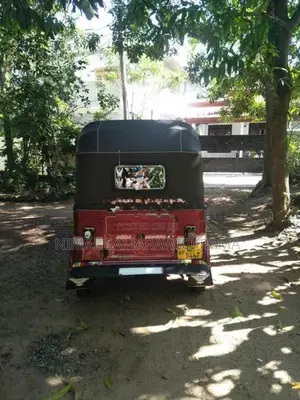 Bajaj RE 2006