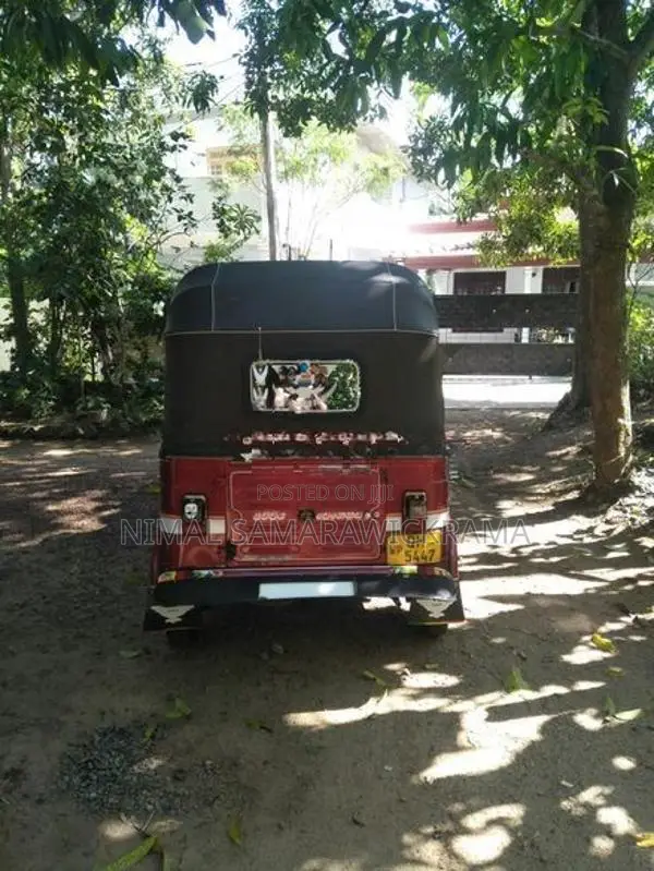 Bajaj RE 2006