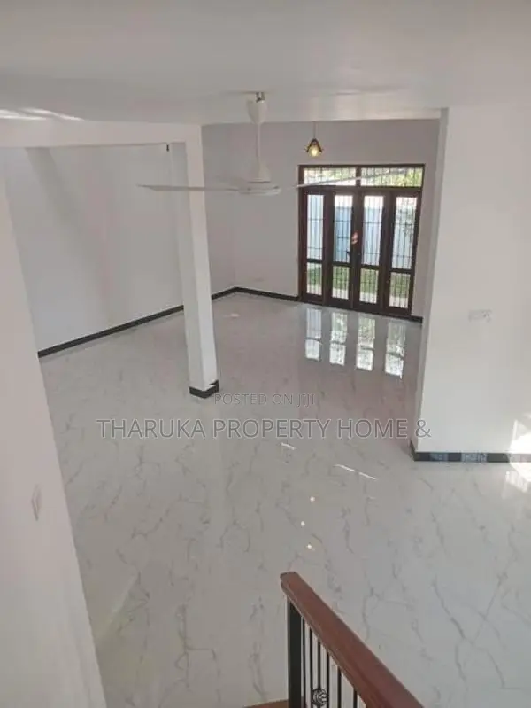 Brand New House for Sale Kesbewa