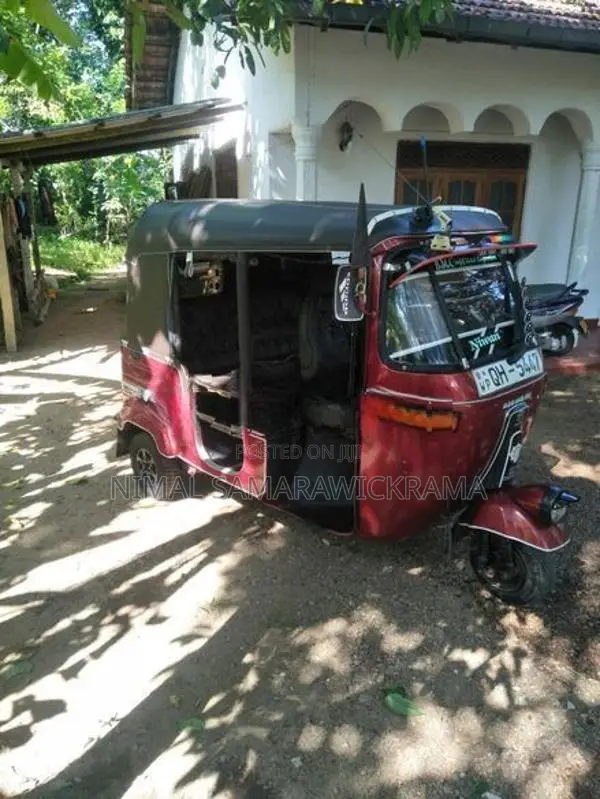 Bajaj RE 2006