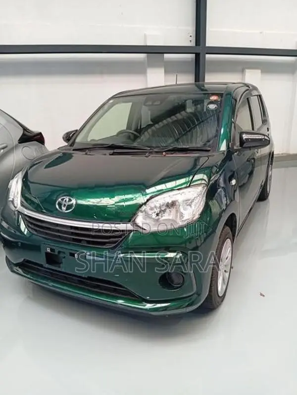 Toyota Passo X 2023
